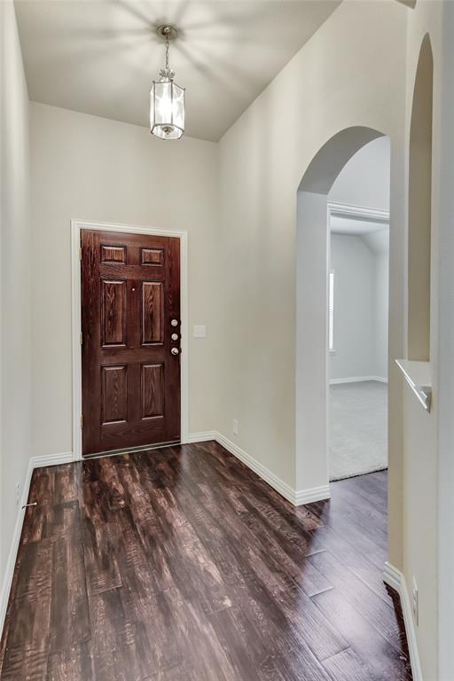 4936 Lemon Grove Drive Property Photo 4