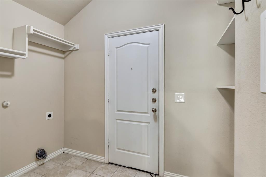 4936 Lemon Grove Drive Property Photo 14