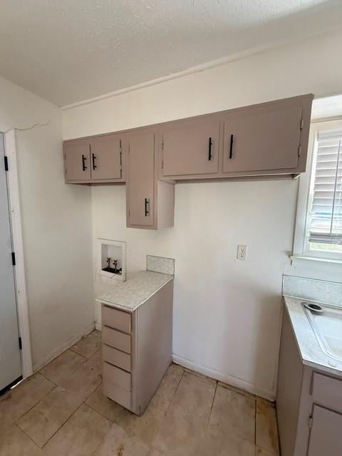 917 N Danville Drive Property Photo 4