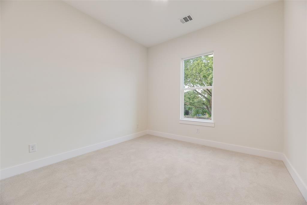 7318 Concord Avenue Property Photo 23