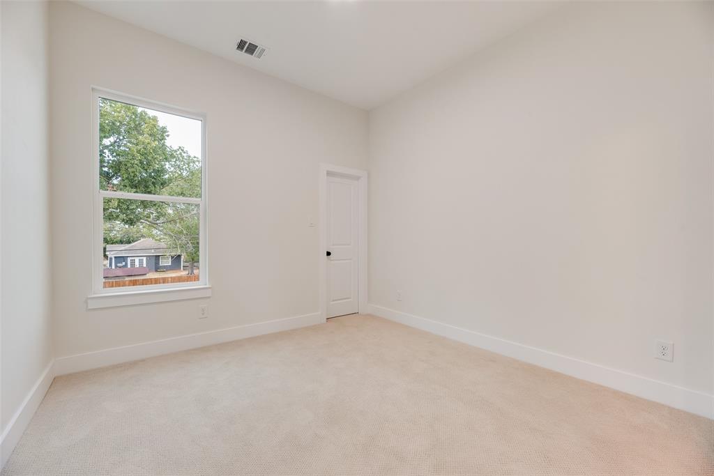 7318 Concord Avenue Property Photo 24
