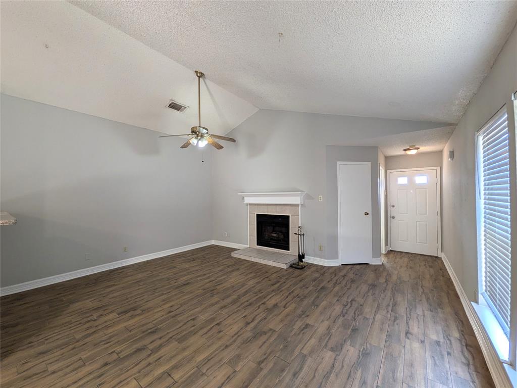 323 Teakwood Lane Property Photo 13