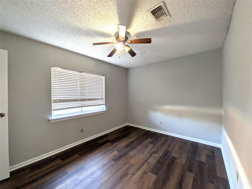 323 Teakwood Lane Property Photo 24