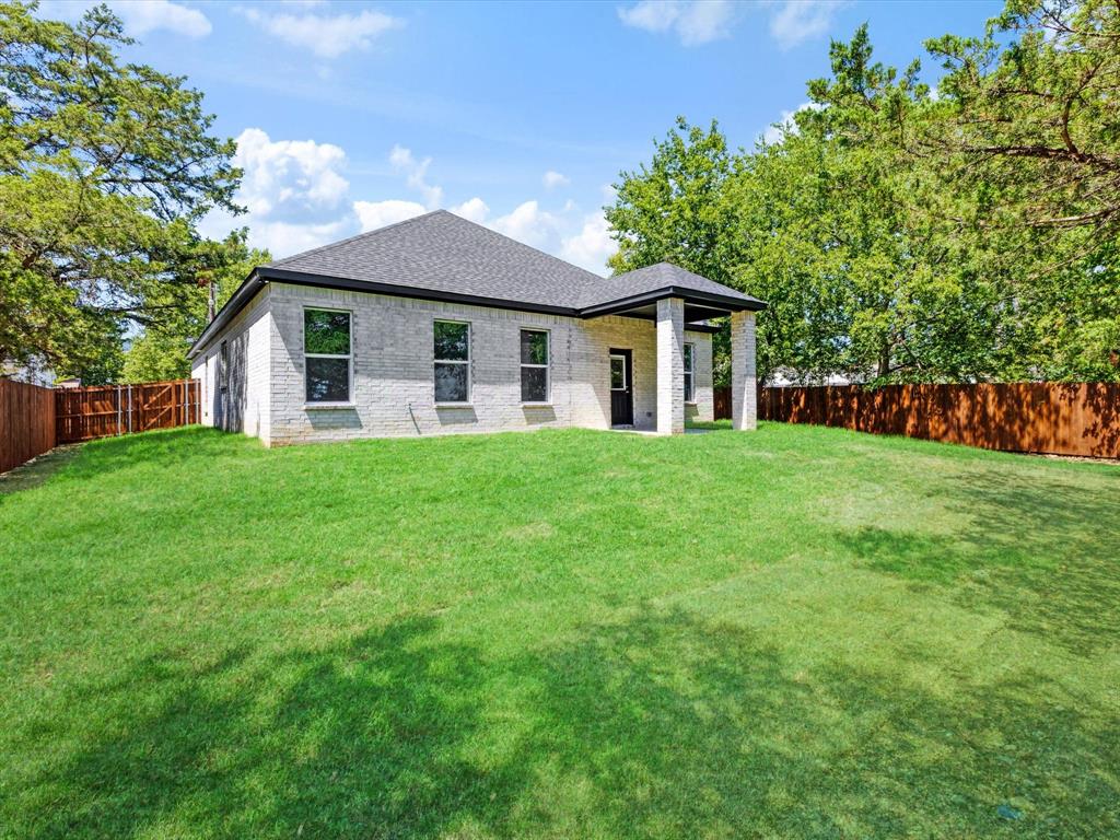 106 Bowers Street Property Photo 10