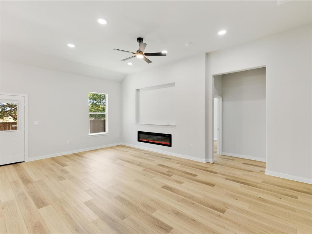 106 Bowers Street Property Photo 12