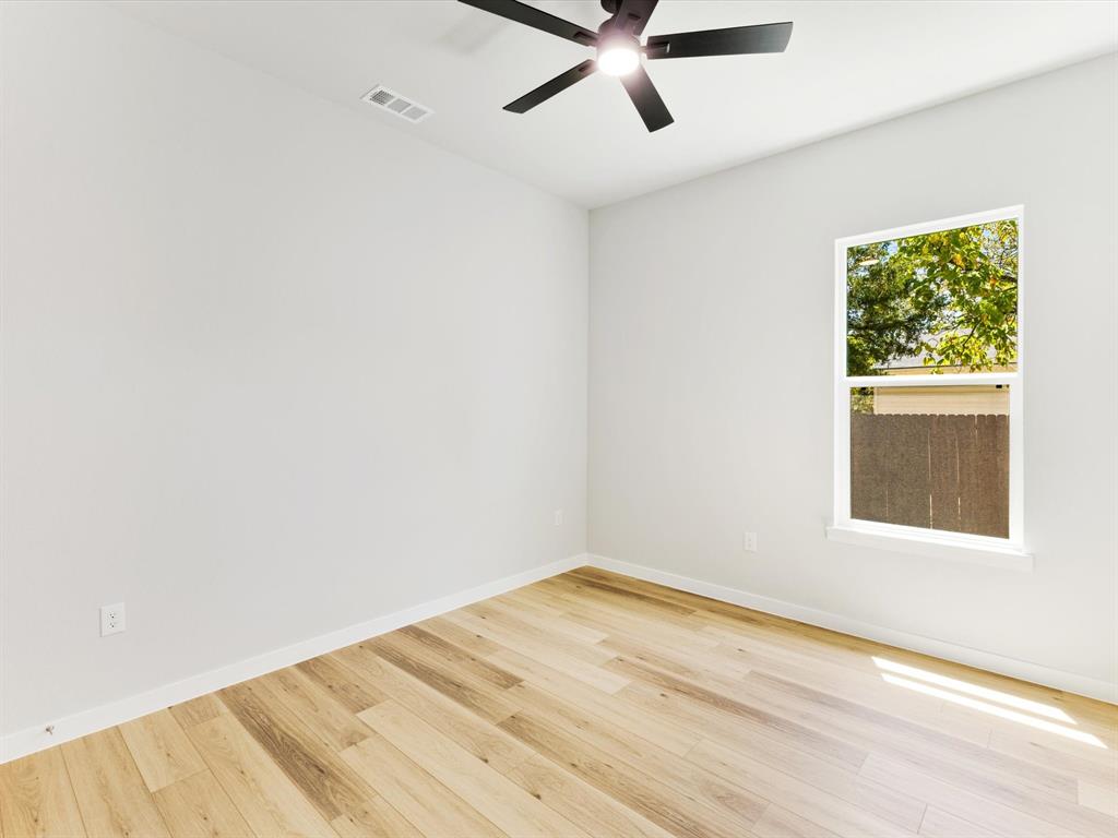 106 Bowers Street Property Photo 23