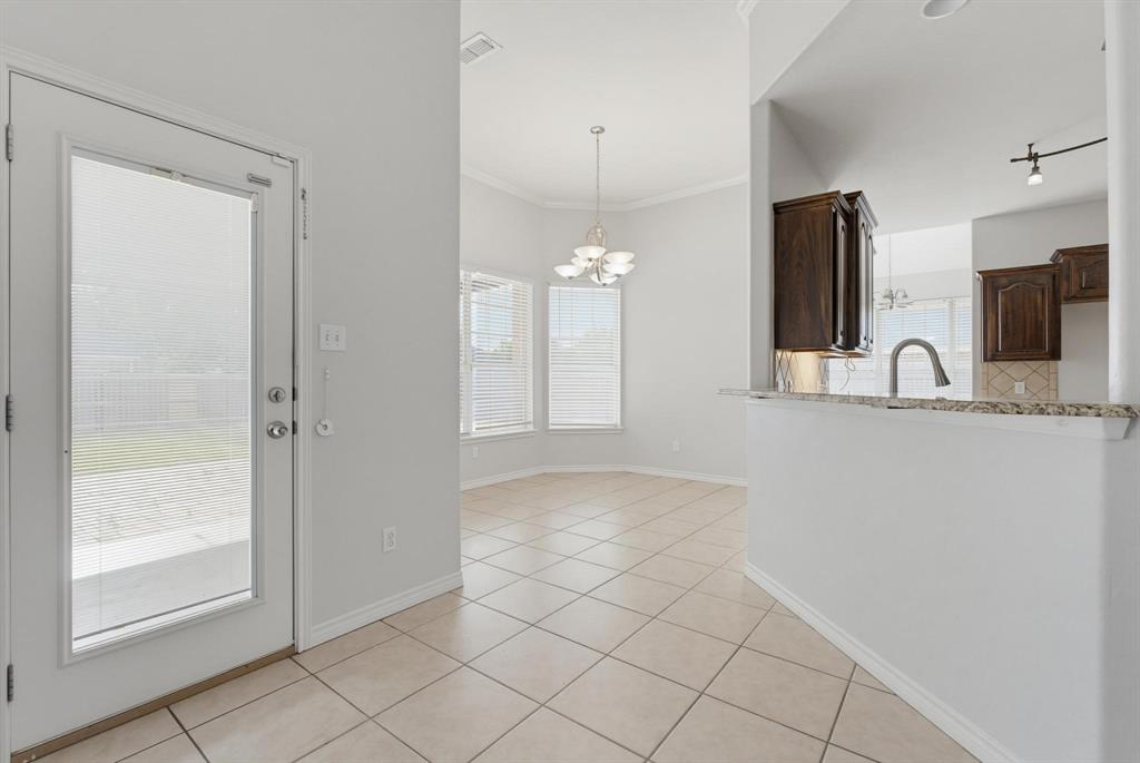 7017 Springwater Avenue Property Photo 9