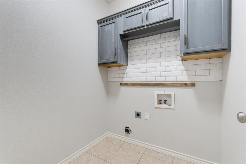 7017 Springwater Avenue Property Photo 19