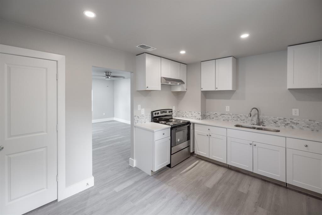1434 Lillius Street Property Photo 6
