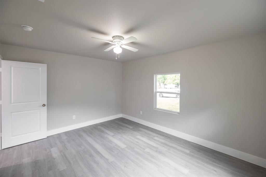1434 Lillius Street Property Photo 17
