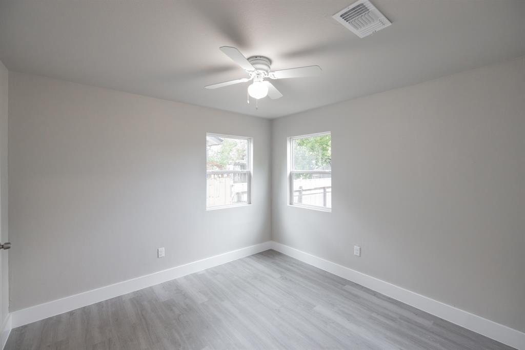 1434 Lillius Street Property Photo 18