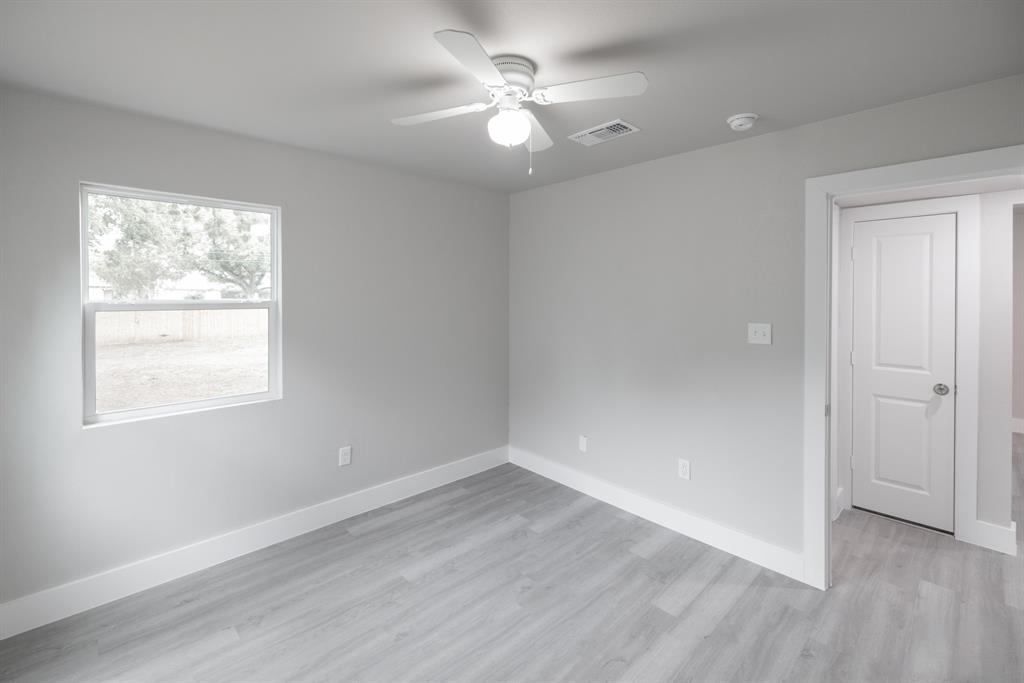 1434 Lillius Street Property Photo 21