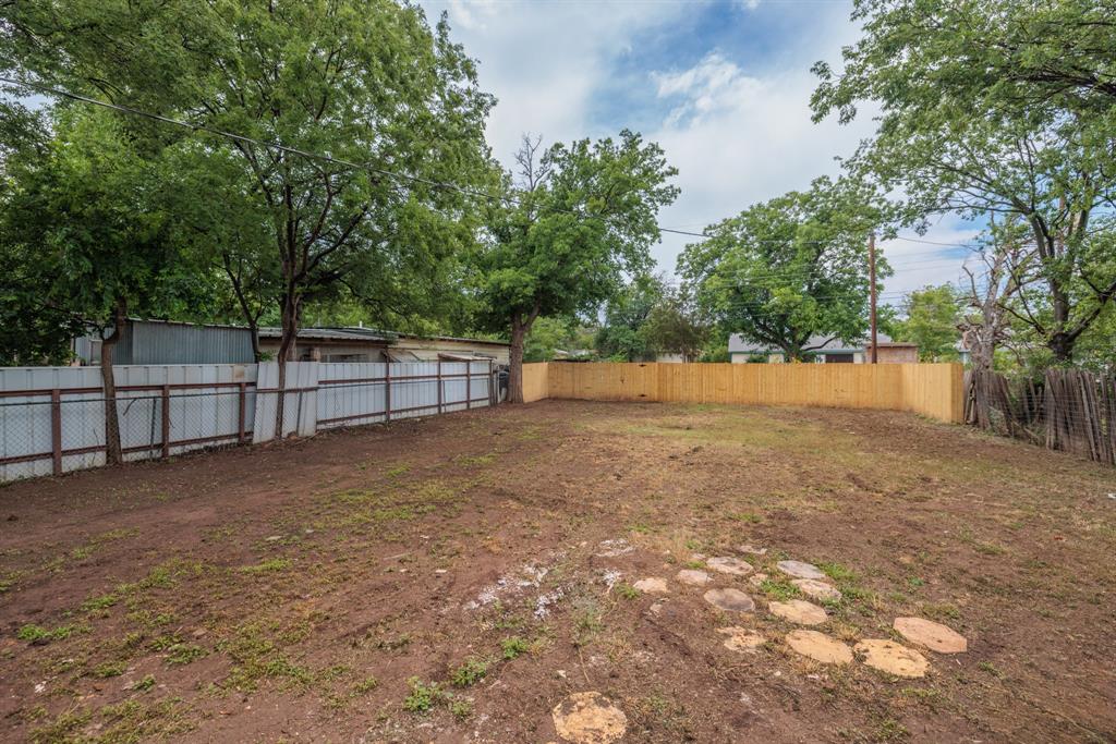1434 Lillius Street Property Photo 24