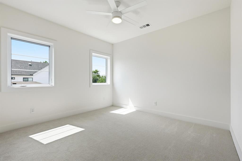 4614 Hopkins Avenue Property Photo 21