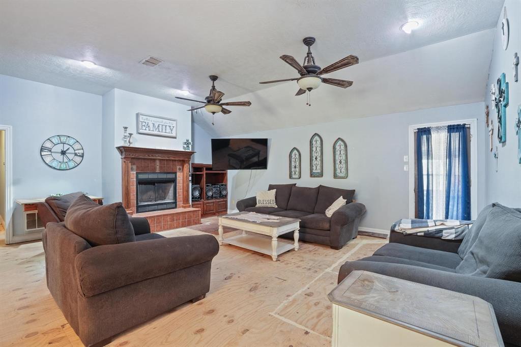 3861 State Highway 75 Property Photo 12