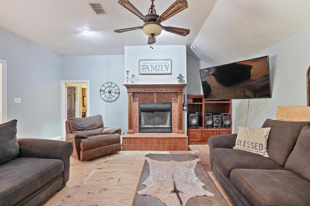 3861 State Highway 75 Property Photo 14