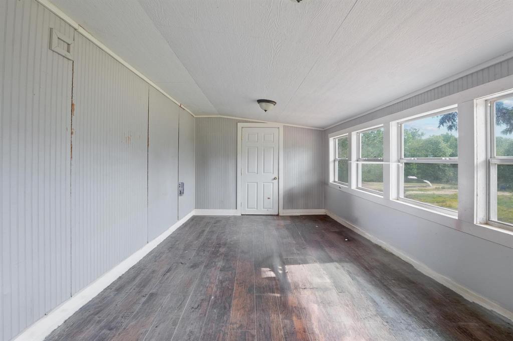 3861 State Highway 75 Property Photo 30