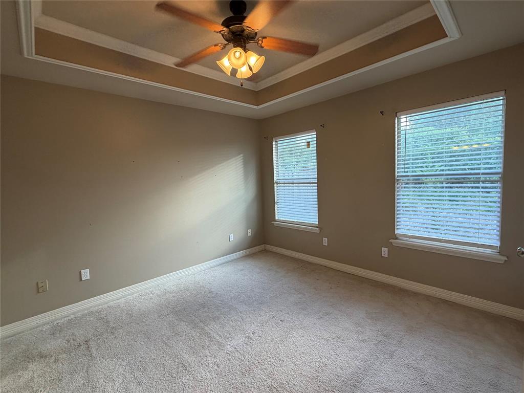 571 Whitefield Lane Property Photo 8