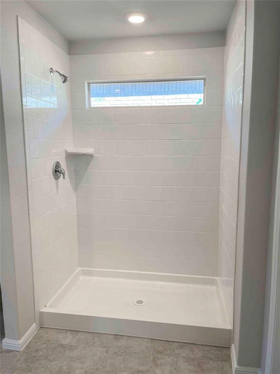 807 Wolf Creek Drive Property Photo 6
