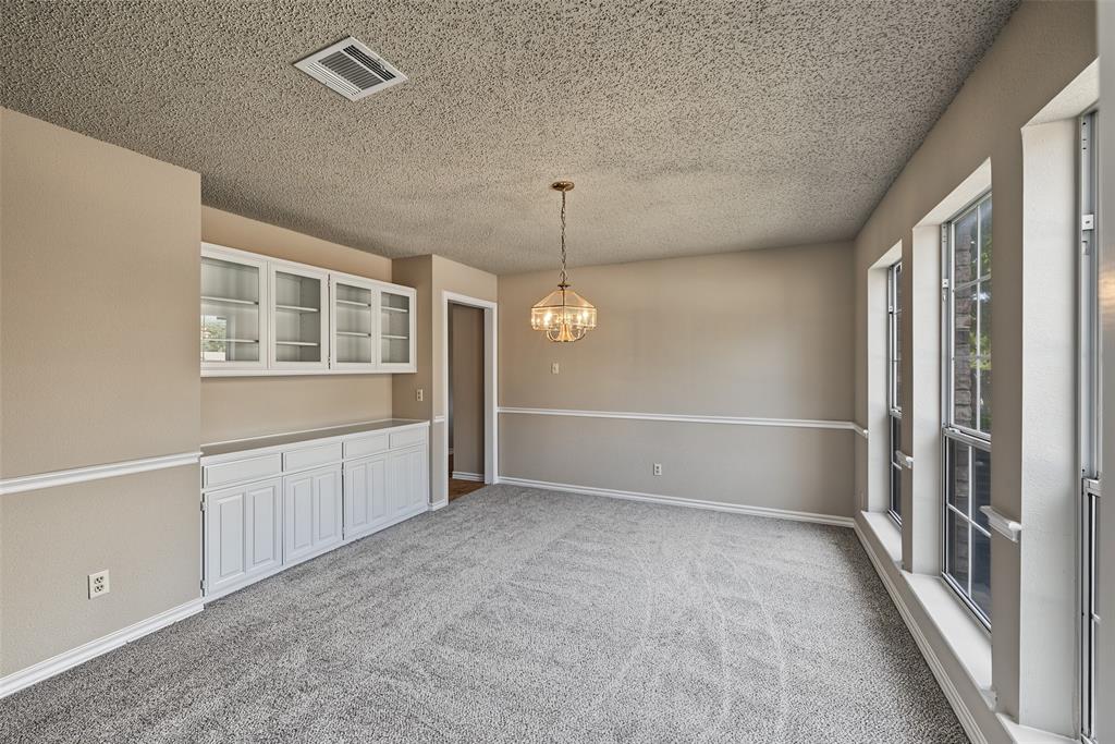 1500 Arrowhead Drive Property Photo 8