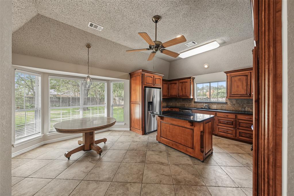 1500 Arrowhead Drive Property Photo 11