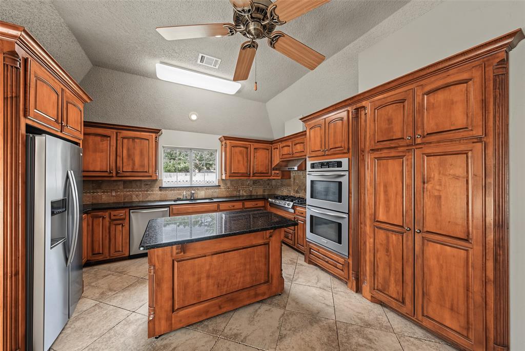 1500 Arrowhead Drive Property Photo 13
