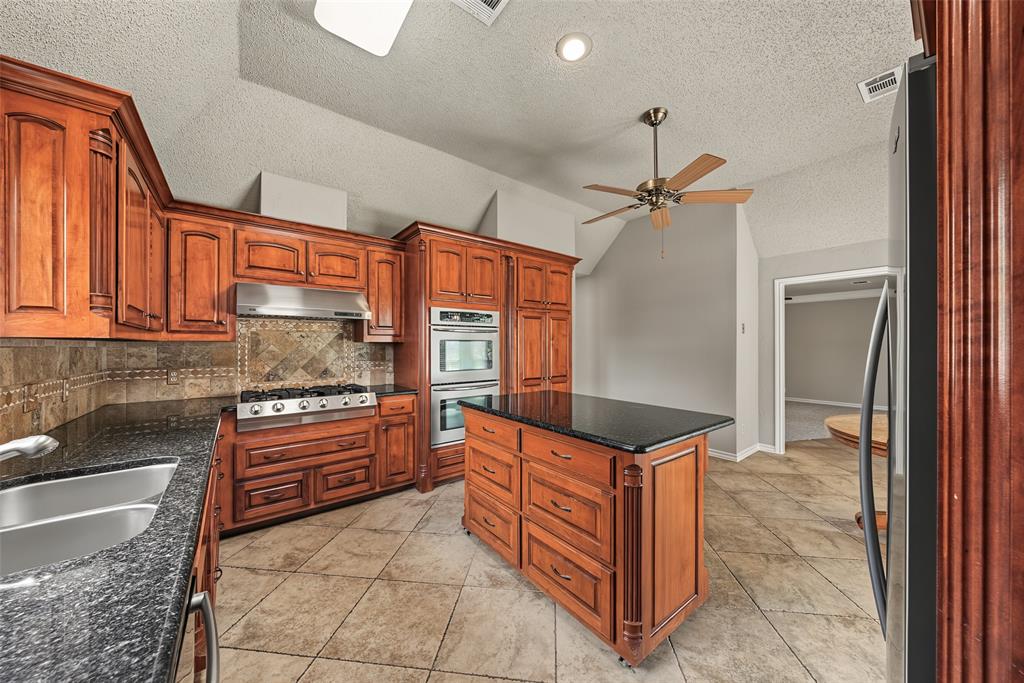 1500 Arrowhead Drive Property Photo 15