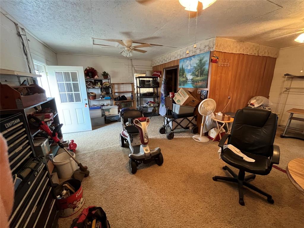541 E 3rd Street Property Photo 15