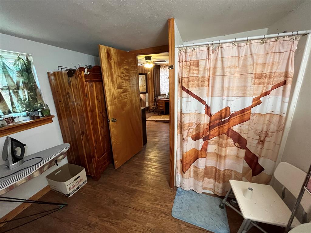 541 E 3rd Street Property Photo 20