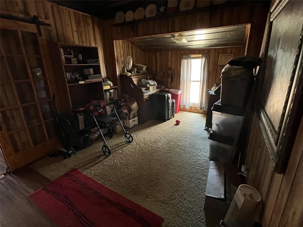 541 E 3rd Street Property Photo 30