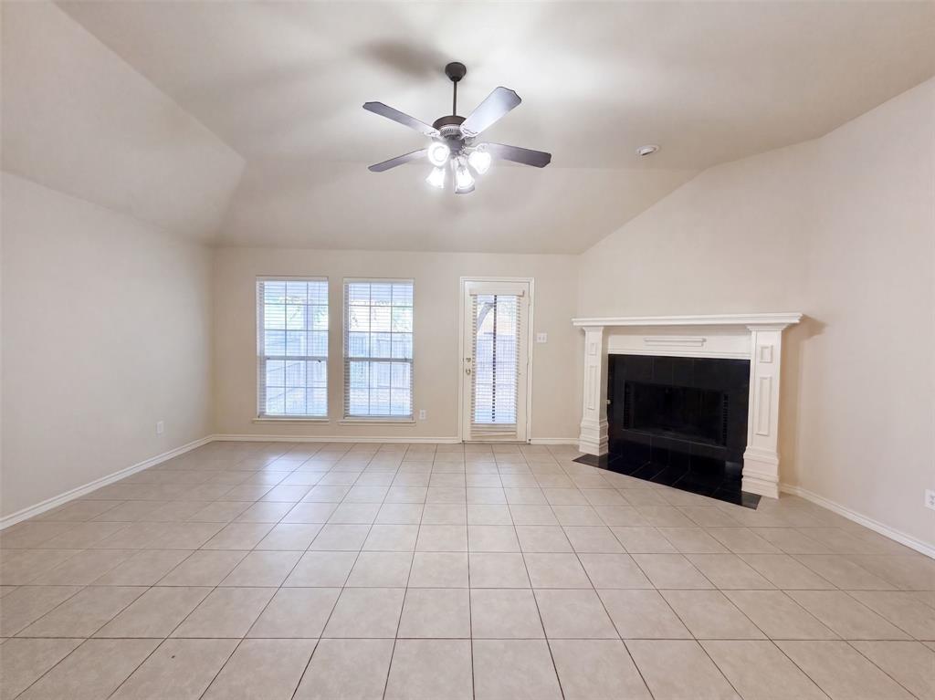 8404 Blacktail Trail Property Photo 4