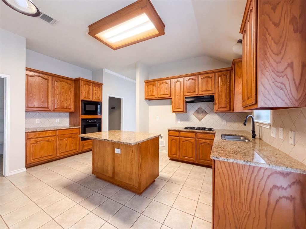 8404 Blacktail Trail Property Photo 5