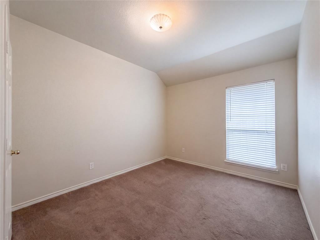 8404 Blacktail Trail Property Photo 10
