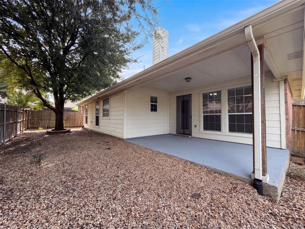 8404 Blacktail Trail Property Photo 13