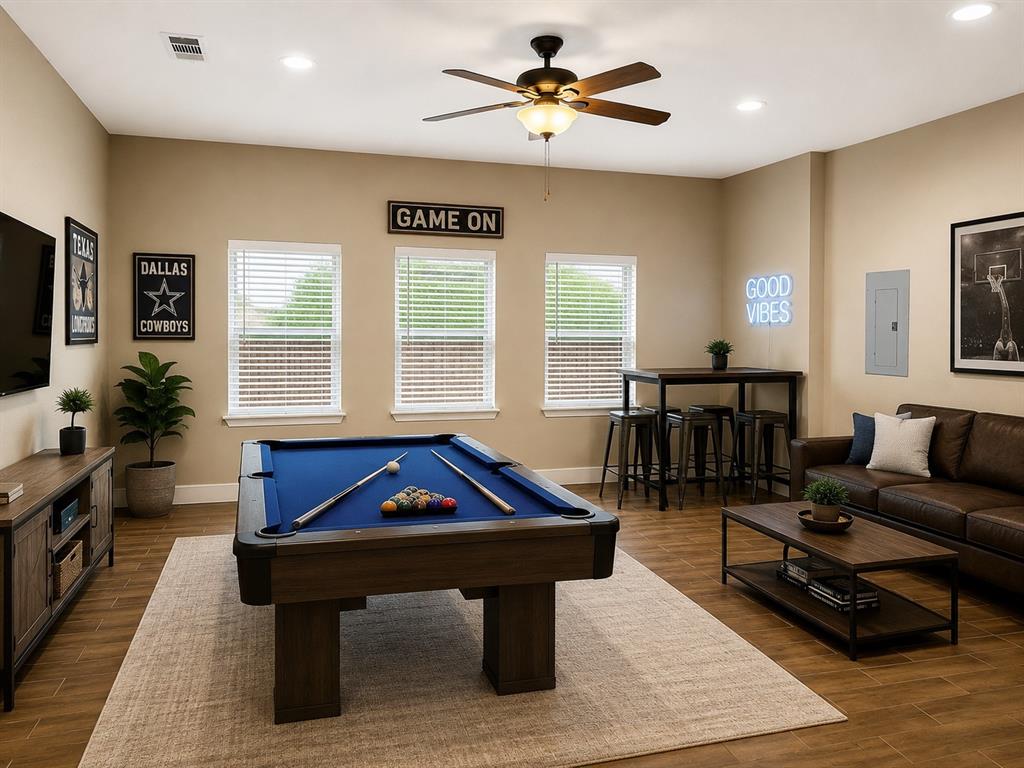 719 E 6th Street Property Photo 12