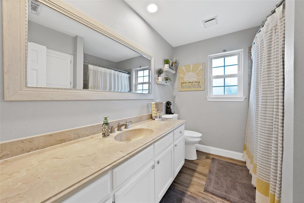 3840 Devonaire Drive Property Photo 26