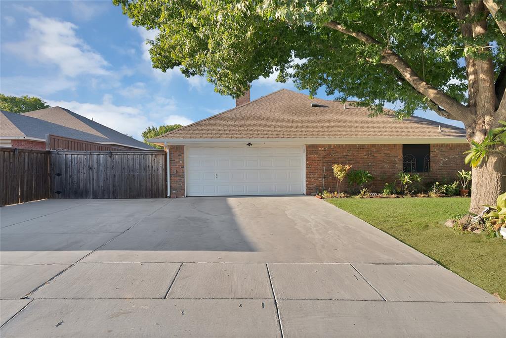 3840 Devonaire Drive Property Photo 34