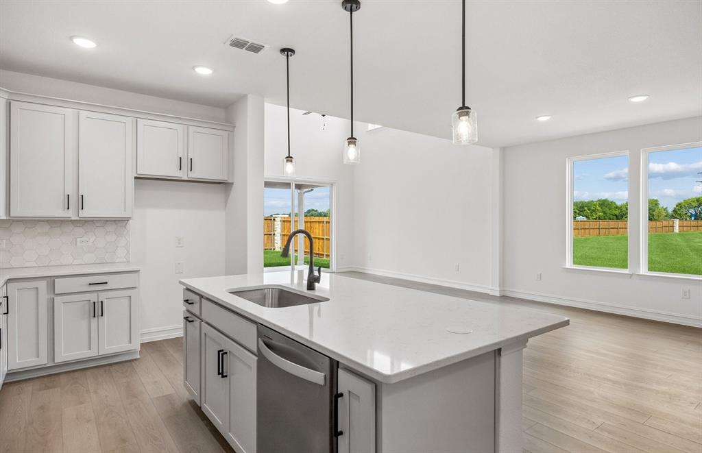 1504 Xavier Street Property Photo 6