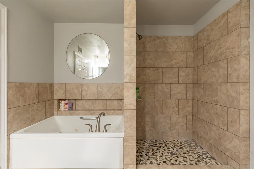 1102 Oldham Lane Property Photo 19