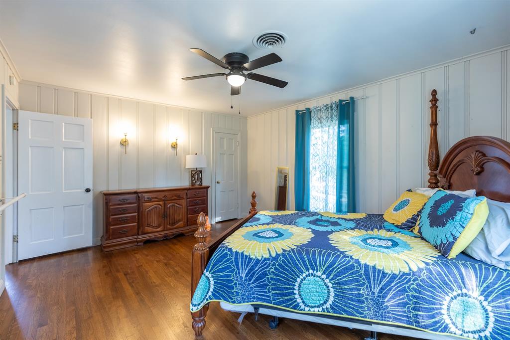 1102 Oldham Lane Property Photo 28