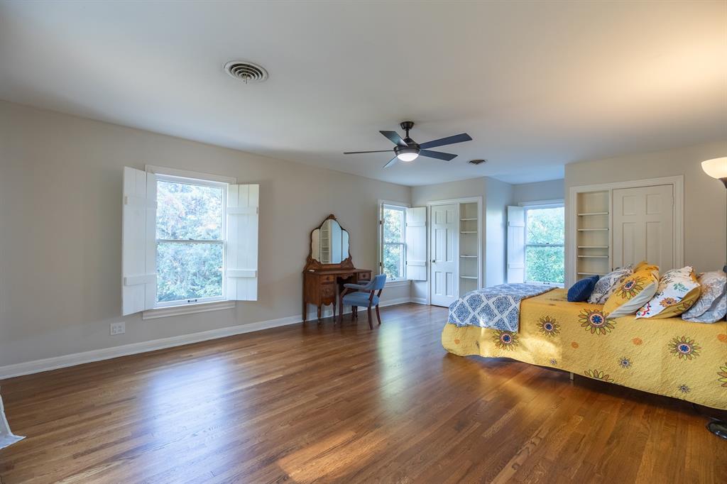 1102 Oldham Lane Property Photo 30