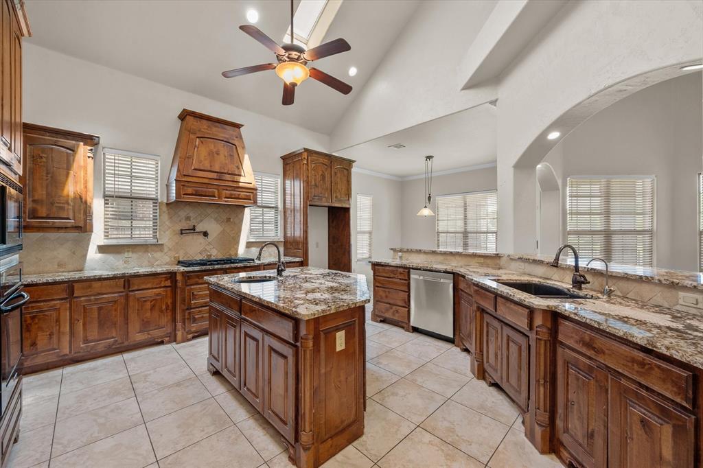 3325 Vista Lake Circle Property Photo 15