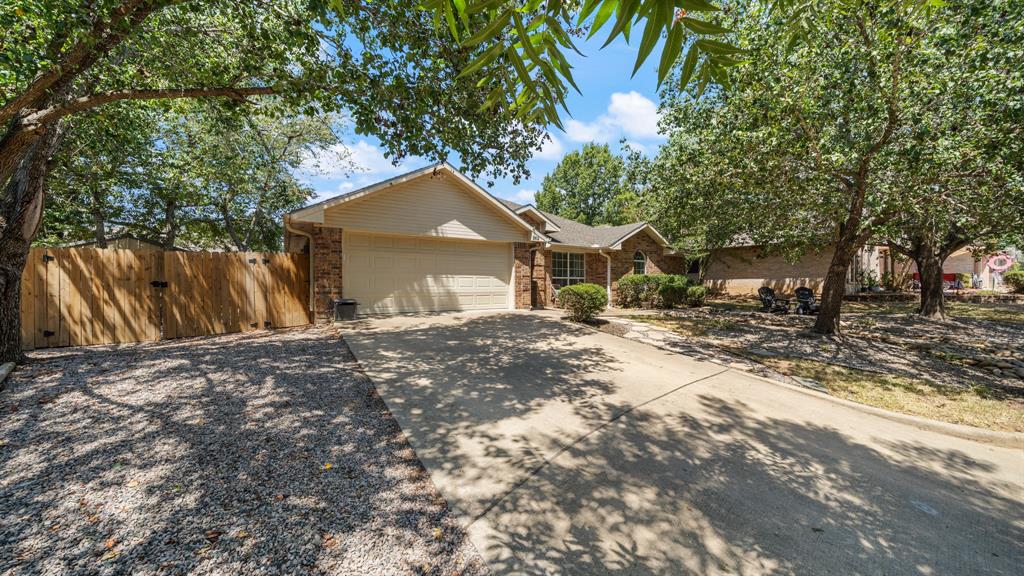 362 River Oaks Lane Property Photo 2