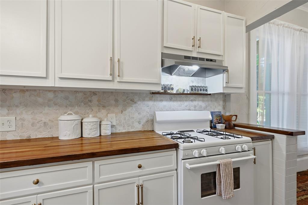 512 S Elm Street Property Photo 19