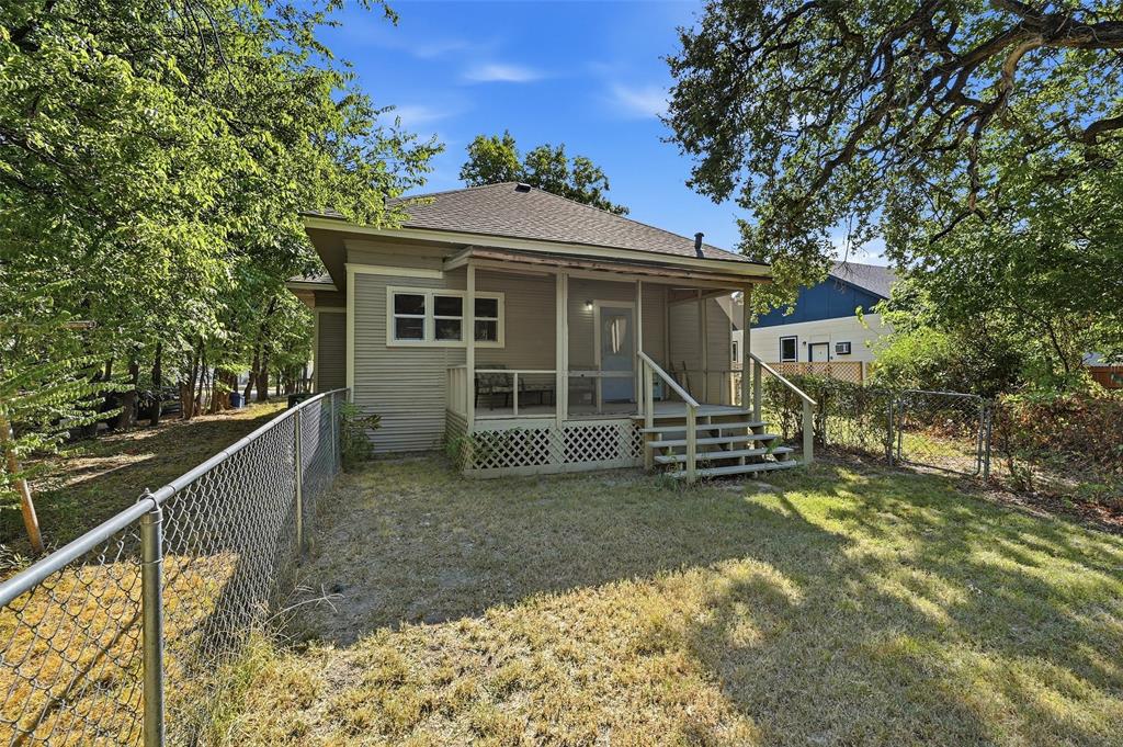 512 S Elm Street Property Photo 36