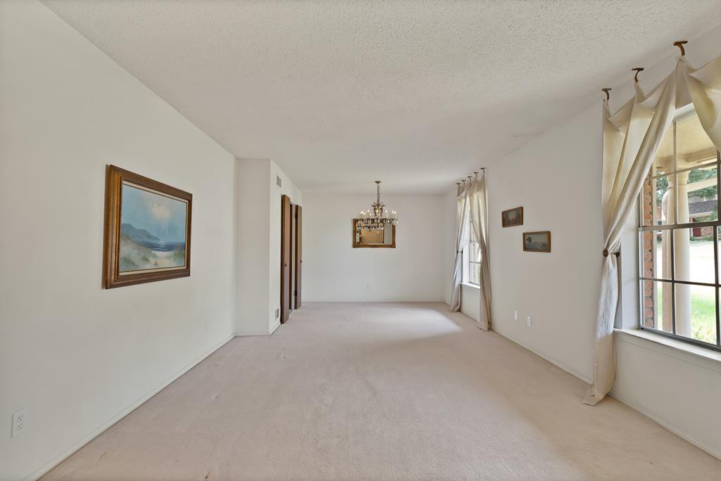 9630 Fallbrook Drive Property Photo 7