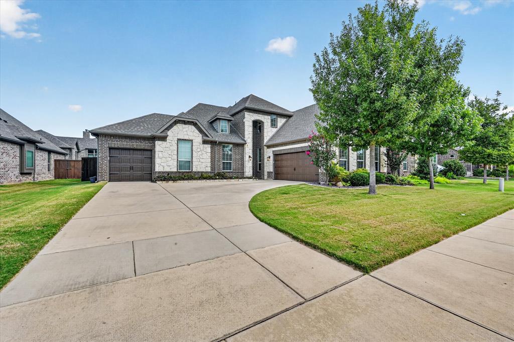 1025 Claystone Ridge Property Photo 3