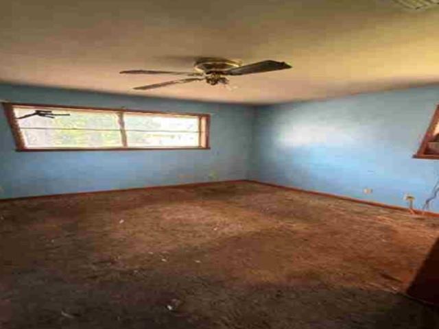 5915 Lakehurst Circle Property Photo 6