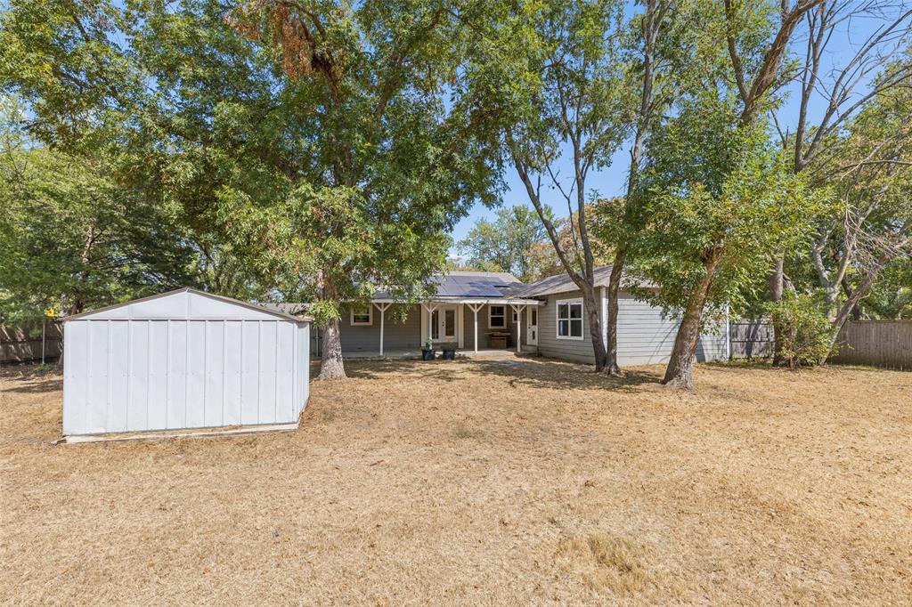 416 S Harrison Street Property Photo 17