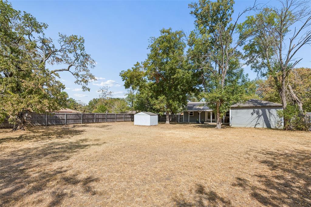 416 S Harrison Street Property Photo 18
